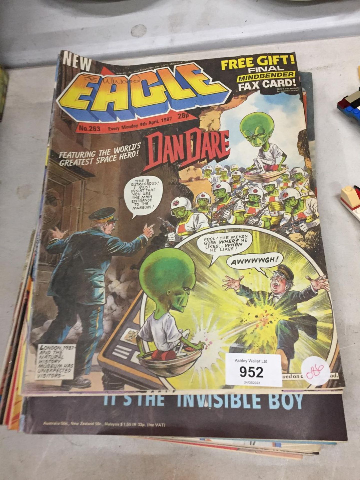 A COLLECTION OF 25 EAGLE COMICS FROM THE 1980'S FEATURING DAN DARE