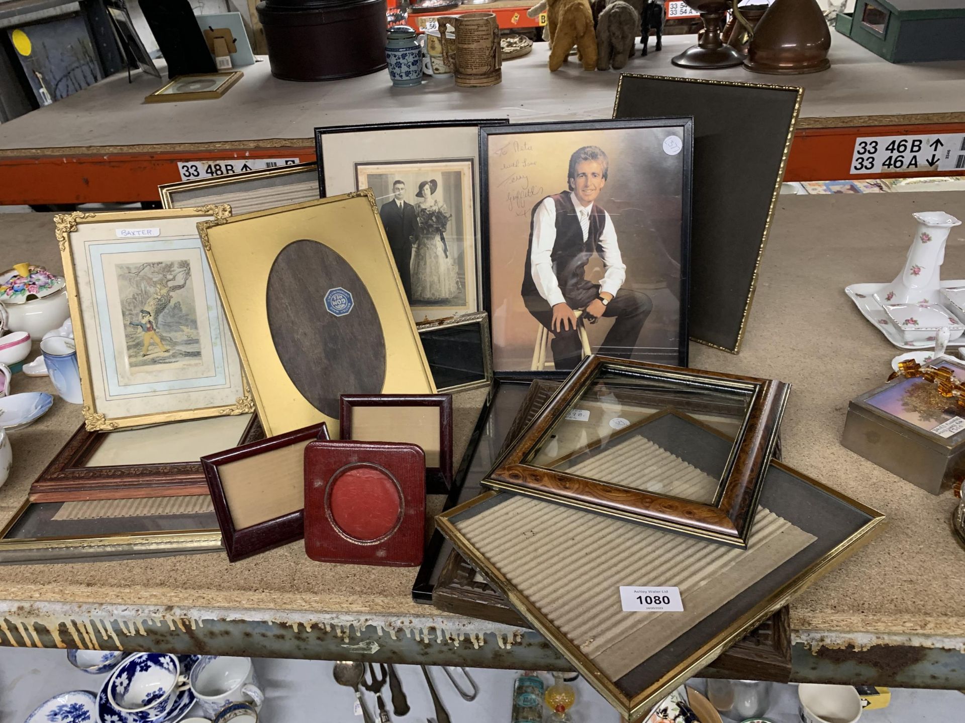 A COLLECTION OF PHOTO FRAMES, GILT FRAMED ENGRAVING ETC