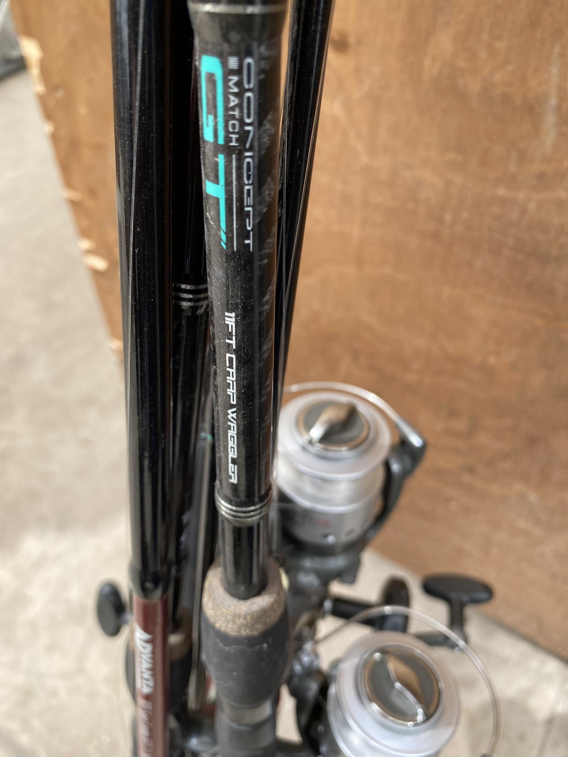 A GROUP OF THREE FISHING RODS, REELS ETC - Image 5 of 5