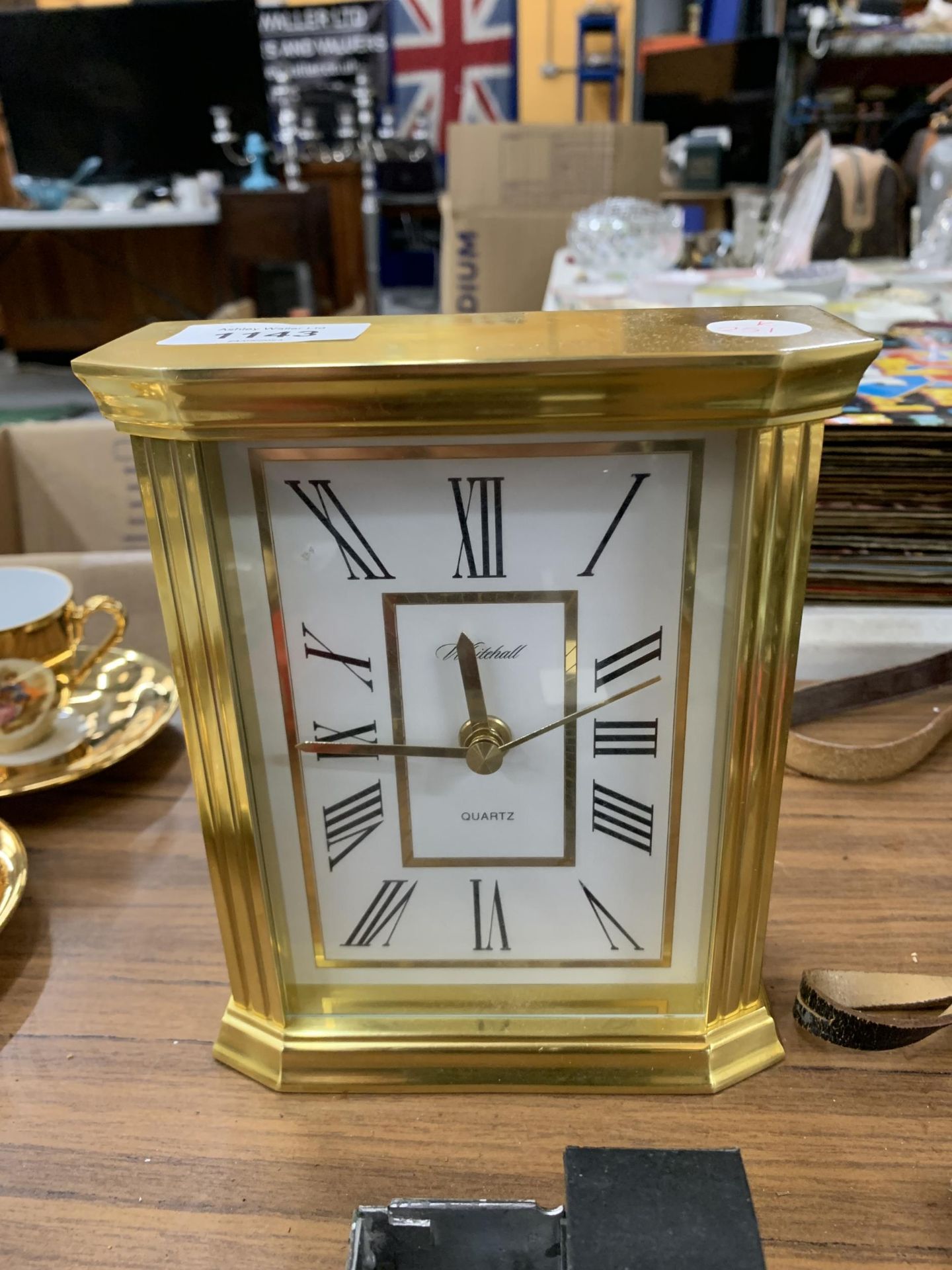 A BRASS MANTLE CARRIAGE CLOCK HEIGHT 17CM