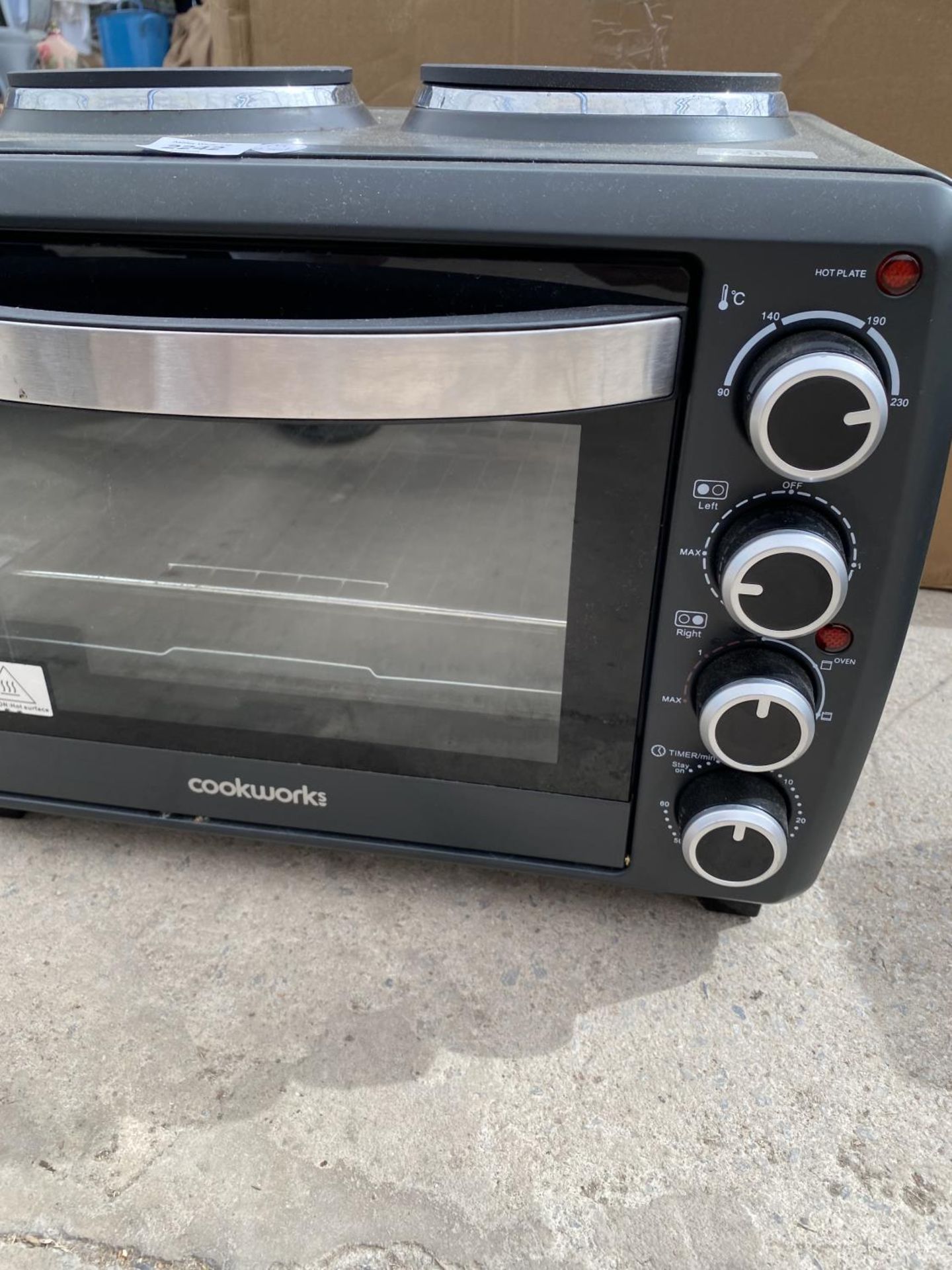 A COOKWORKS MINI OVEN AND HOB - Image 2 of 3