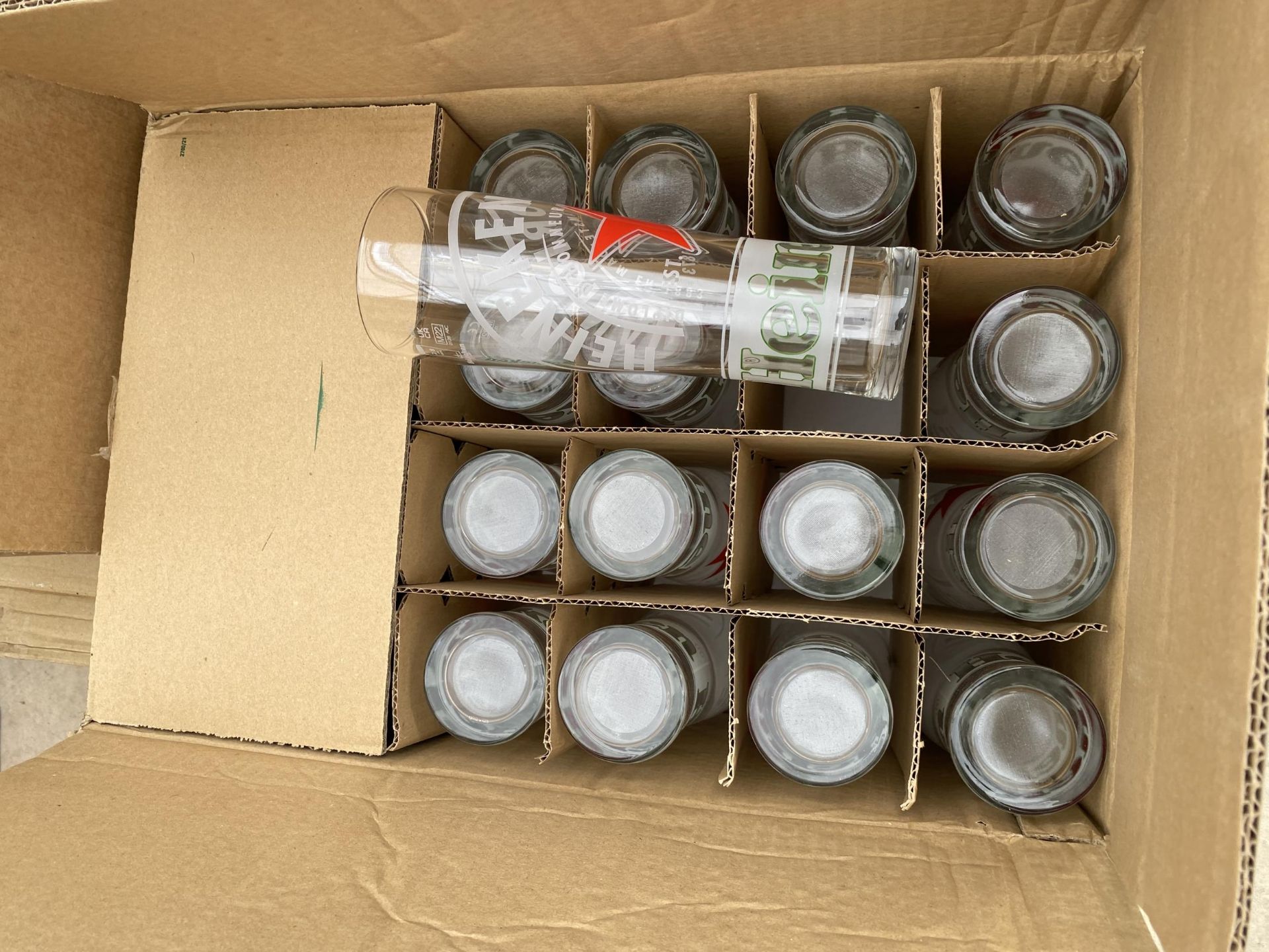 A GROUP OF BOXED PINT GLASSES - Image 6 of 9