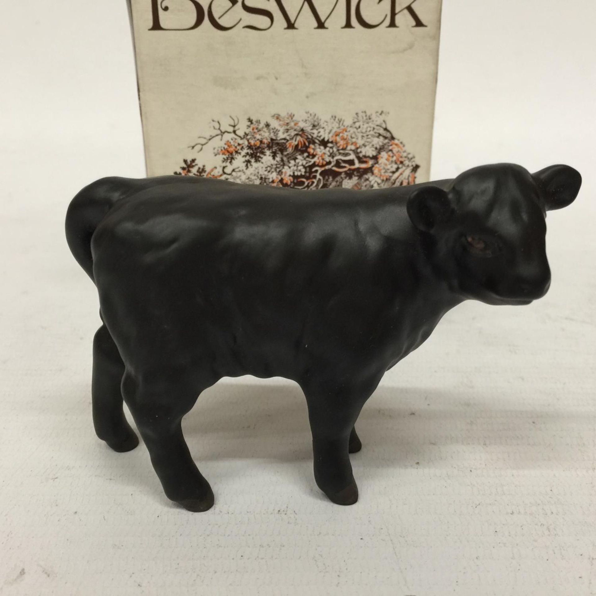 A BESWICK ABERDEEN ANGUS CALF TOGETHER WITH A BLACK FACED RAM AND BLACK FACED SHEEP - Image 2 of 5