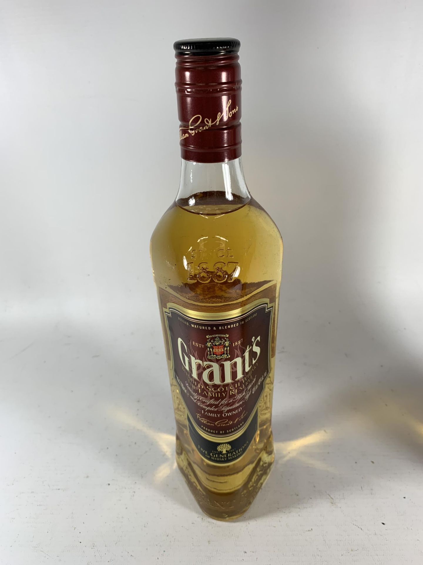 1 X 70CL BOTTLE - GRANT'S BLENDED SCOTCH WHISKY