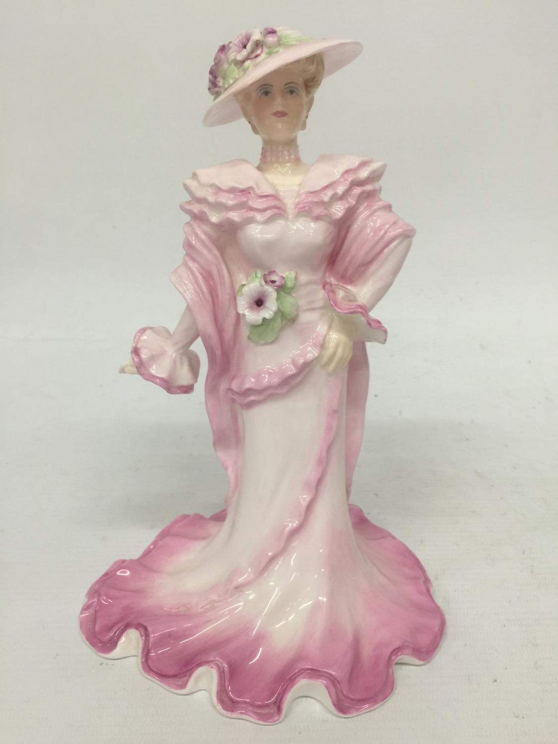 A COALPORT FIGURINE "WINNING STROKE" THE ROMANCE OF HENLEY COLLECTION LIMITED EDITION NO. 150 OF