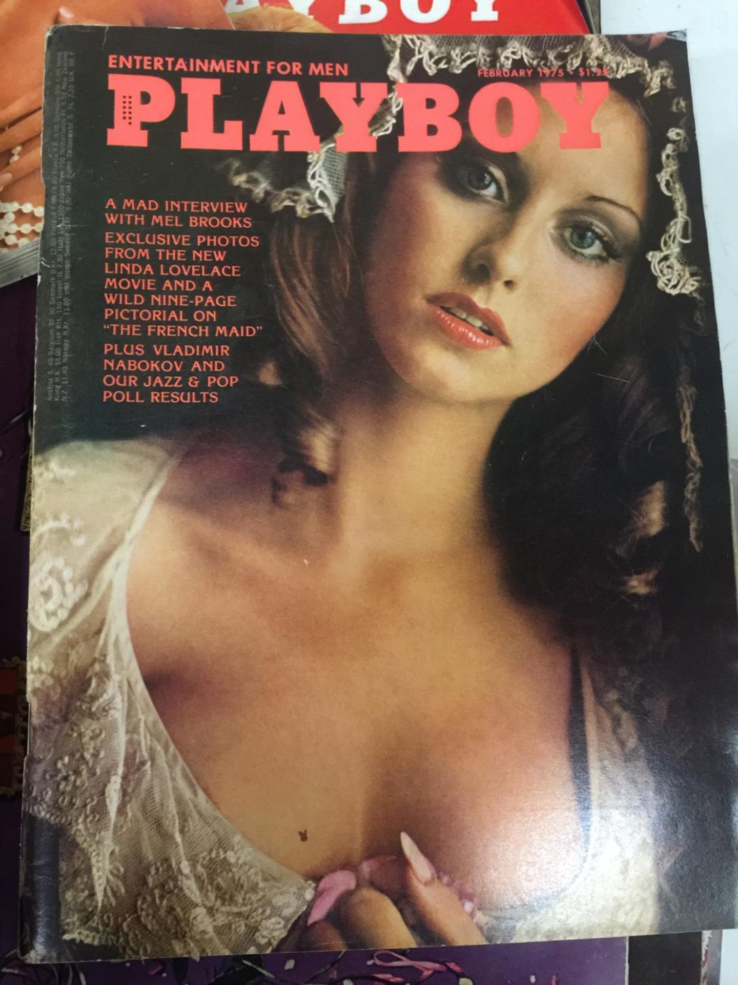A LARGE QUANTITY OF VINTAGE PLAYBOY MAGAZINES FROM THE 1960'S AND 1970'S - Image 3 of 5