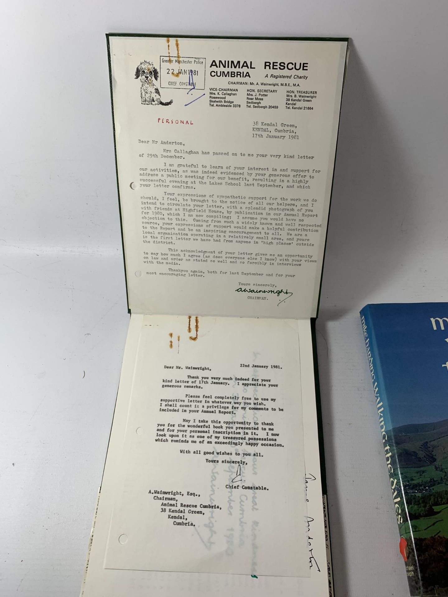 * ALFRED WAINWRIGHT 'A RIBBLE SKETCHBOOK' WITH SIGNED PRESENTATION INSCRIPTION TO JAMES ANDERTON & - Image 2 of 4