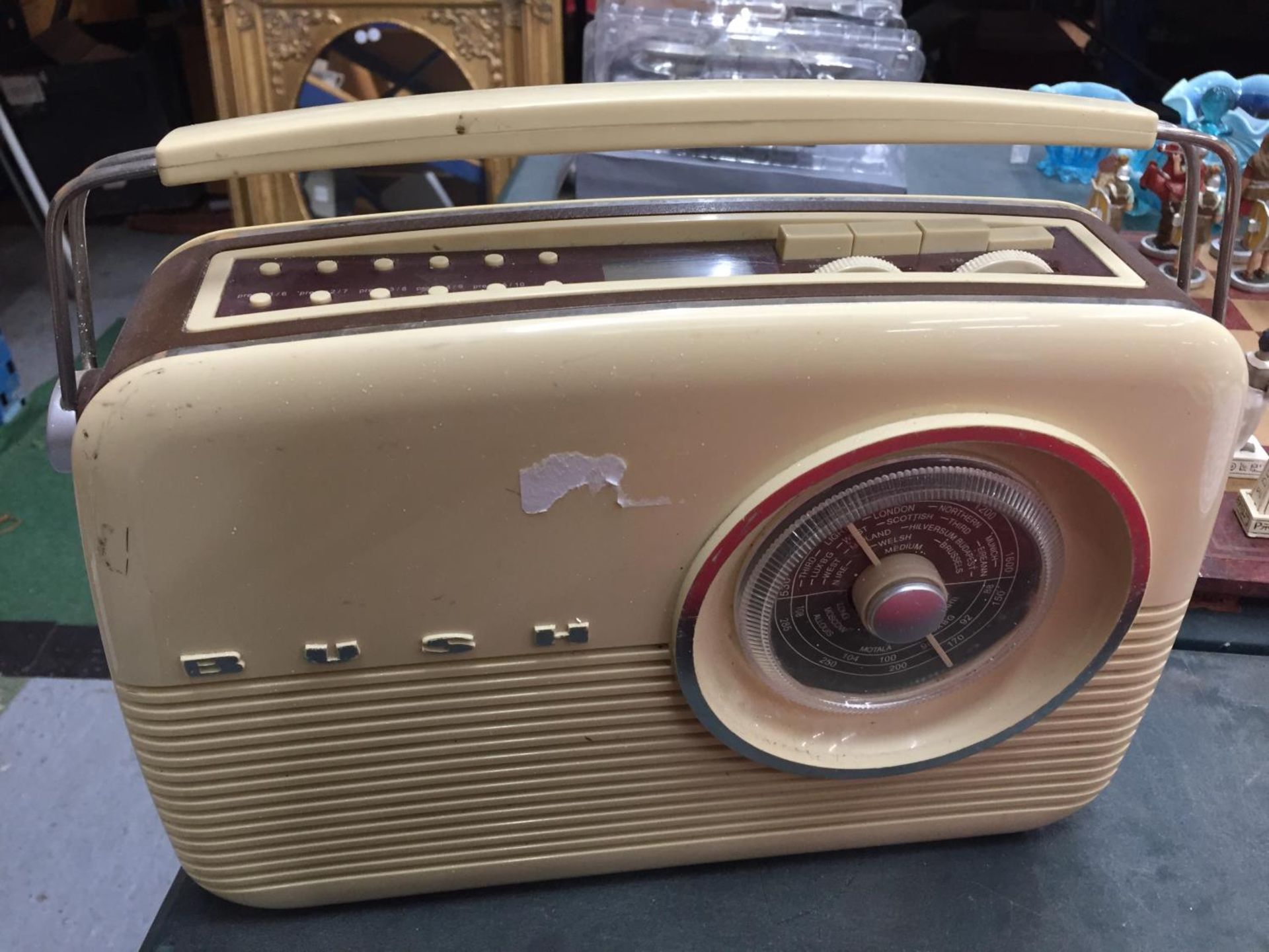 TWO VINTAGE RADIOS TO INCLUDE A BUSH AND GOODMANS - Image 3 of 5