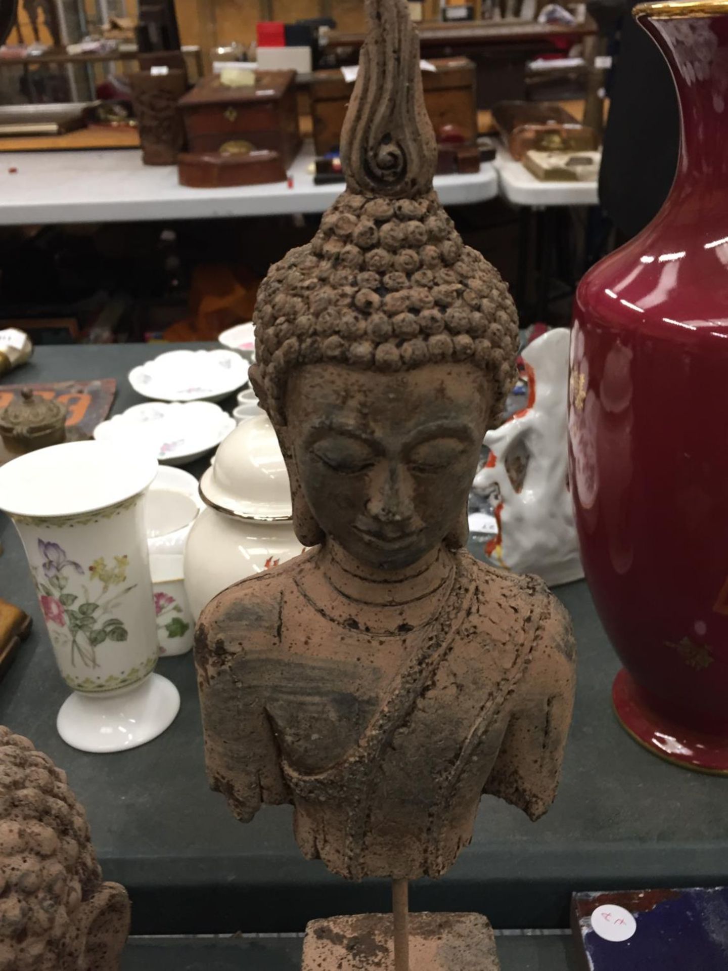 A STONEWARE BUDDAH ON A PLINTH HEIGHT 39.5CM - Image 3 of 8