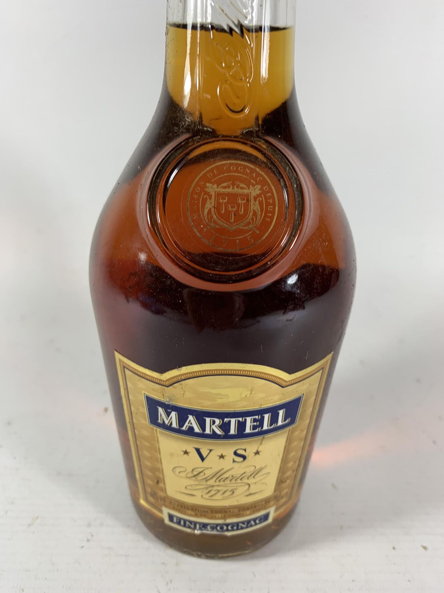 1 X 70CL BOTTLE - MARTELL VS FINE COGNAC - Image 2 of 3