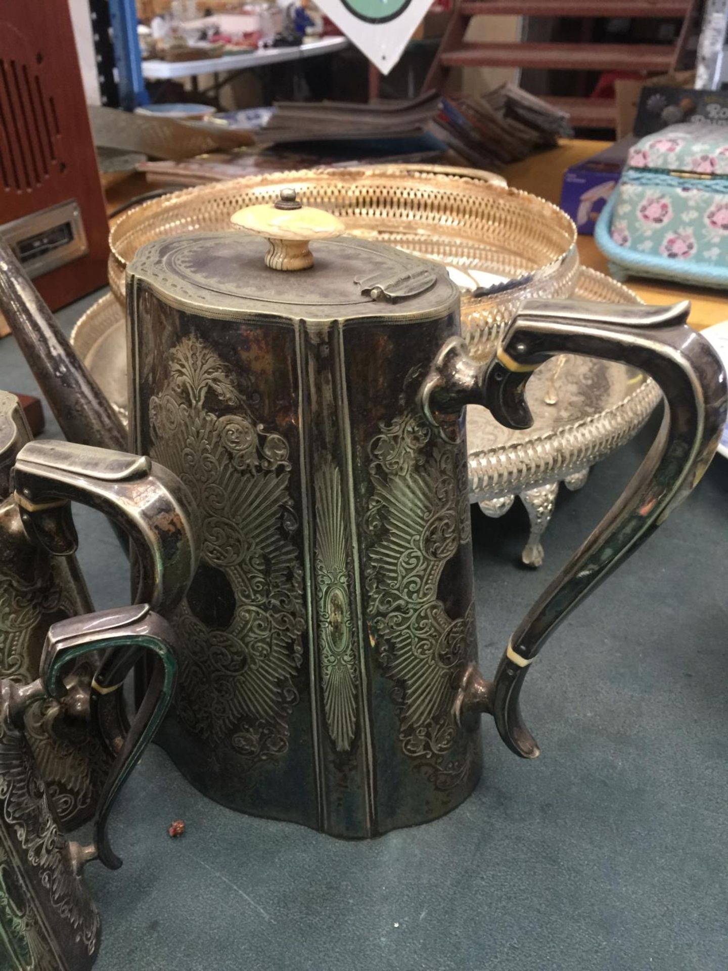 A SILVER PLATED TEA SET TO CONTAIN A COFFEE POT, TEA POT, CREAM JUG AND SUGAR BOWL PLUS A FOOTED - Image 2 of 5