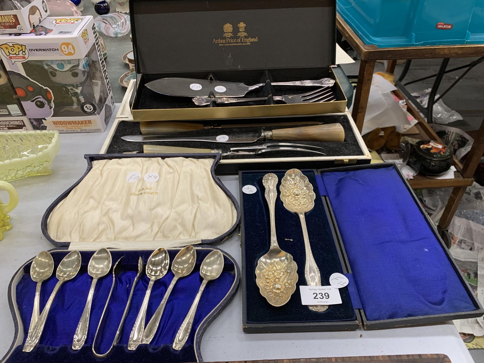 FOUR CASED VINTAGE SILVER PLATED FLATWARE SETS, BERRY SPOONS, ARTHUR PRICE ETC