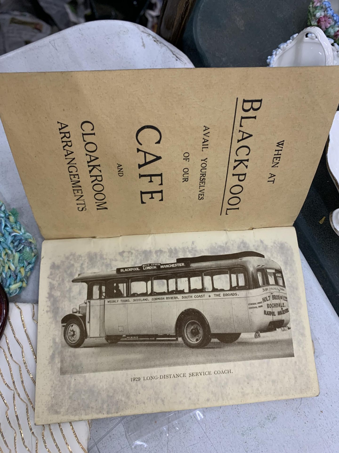 A 1929 HOLTS YELLOWAY COACHES, ROCHDALE SOUVENIR BOOK - Image 3 of 3