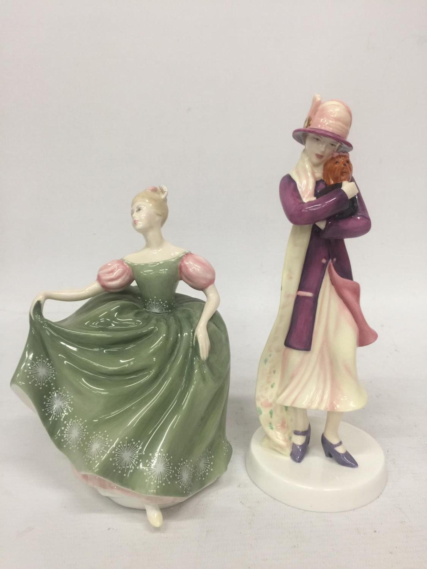 TWO ROYAL DOULTON FIGURINES "PHILLIPA" FROM THE PRETTY LADIES COLLECTION (22.5 CM) AND MICHELLE HN