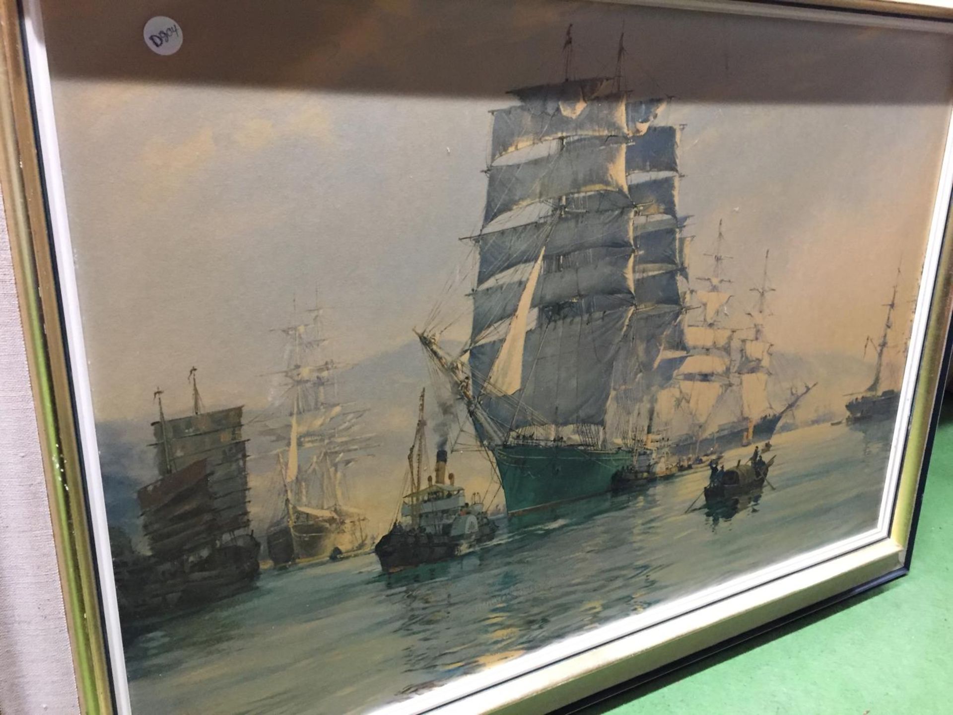 A LARGE FRAMED PRINT OF SHIPS 91CM X 65CM - Image 4 of 4