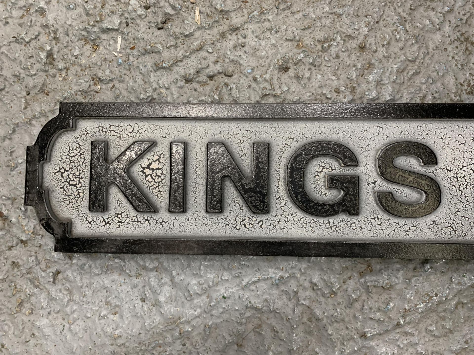 A WOODEN KINGS ROAD STREET SIGN - Image 2 of 3