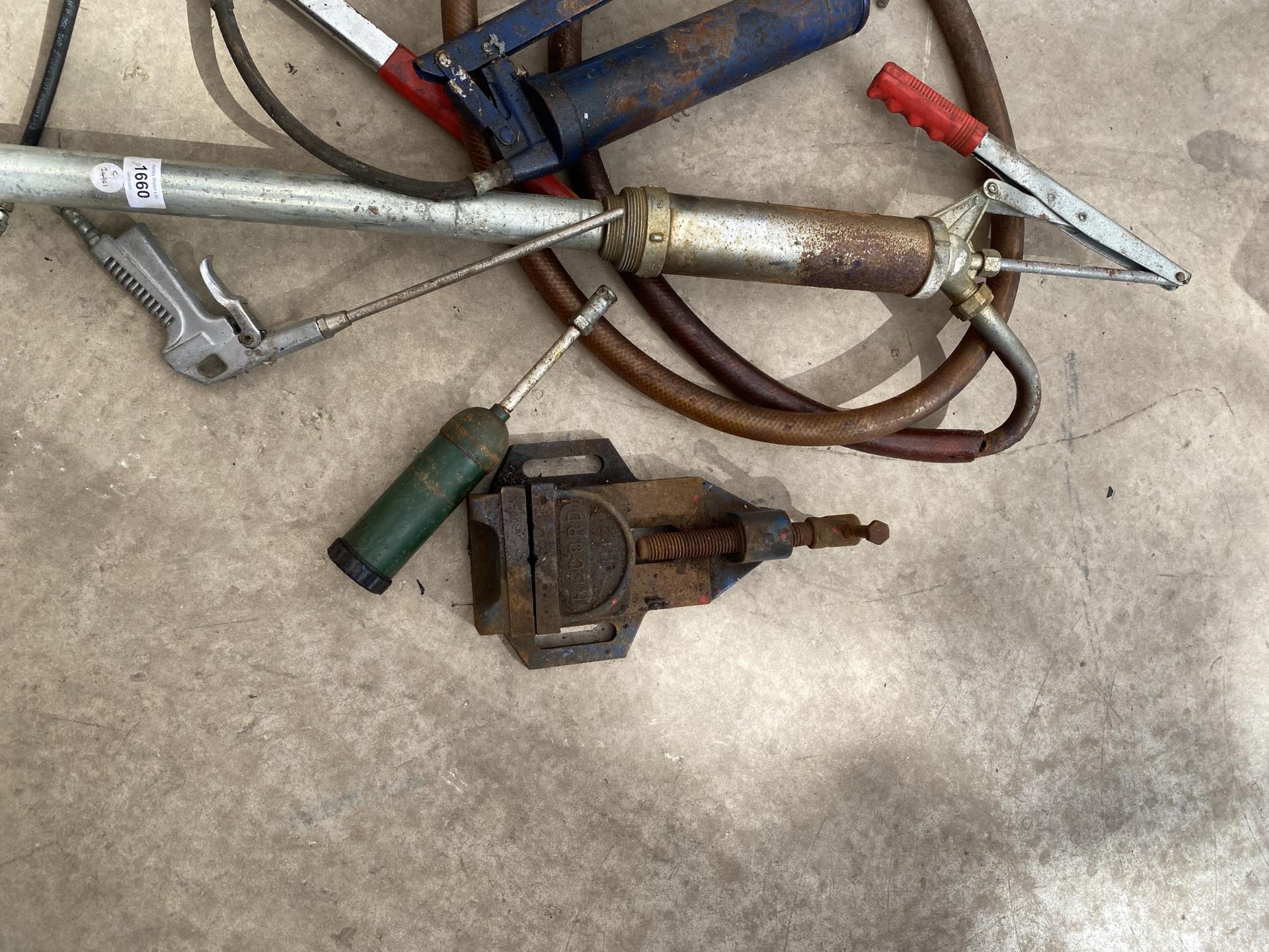 A COLLECTION OF TOOLS, RECORD VICE ETC - Image 2 of 5