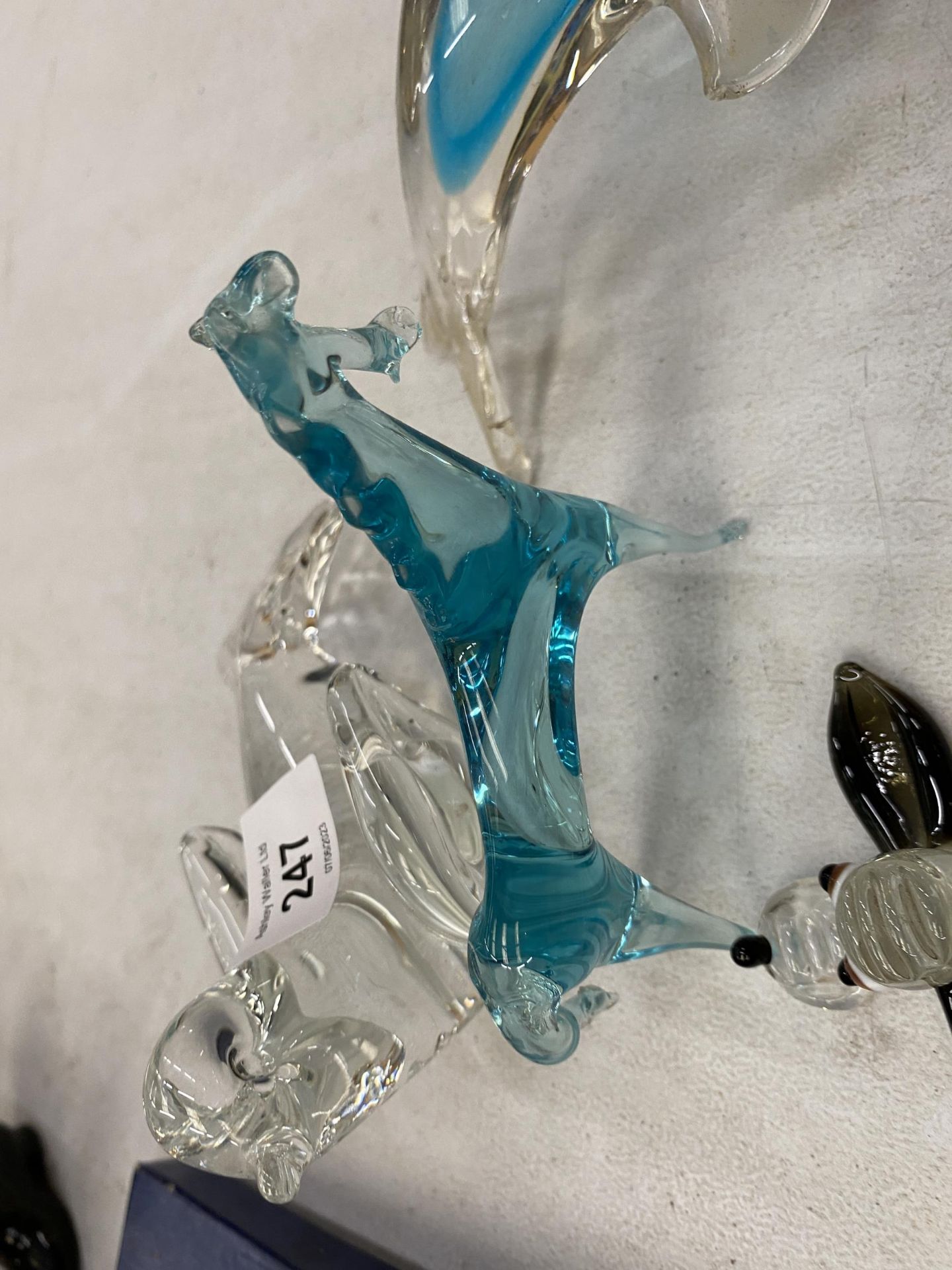 A COLLECTION OF GLASS ANIMALS TO INCLUDE ELEPHANTS, A DOG, HORSE, DOLPHIN AND A BIRD - Image 2 of 2