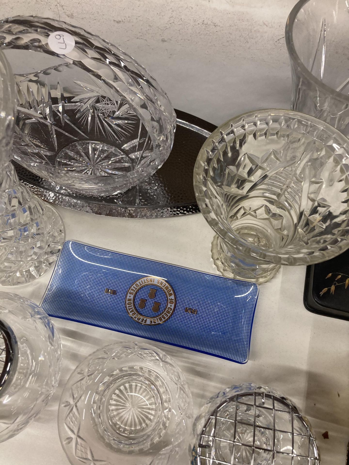 A LARGE QUANTITY OF GLASSWARE TO INCLUDE A WATERFORD CRYSTAL MANTLE CLOCK, VASES, BELLS, ROSE BOWLS, - Image 3 of 3