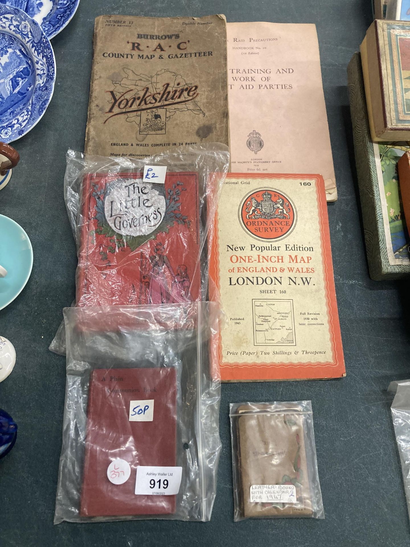 A VINTAGE BURROW'S YORKSHIRE COUNTY MAP AND GAZETTEER, ORDNANCE SURVEY MAP, THE LITTLE GOVERNESS