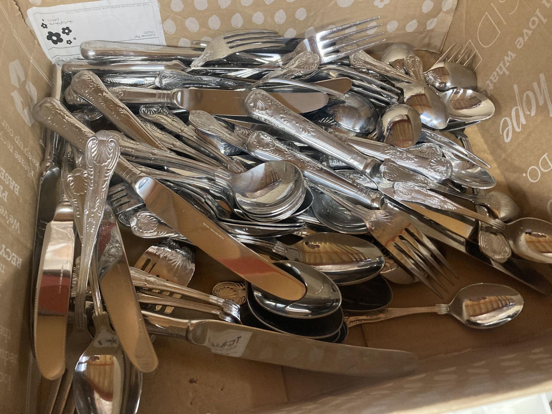 A QUANTITY OF KNIVES, FORKS AND SPOONS