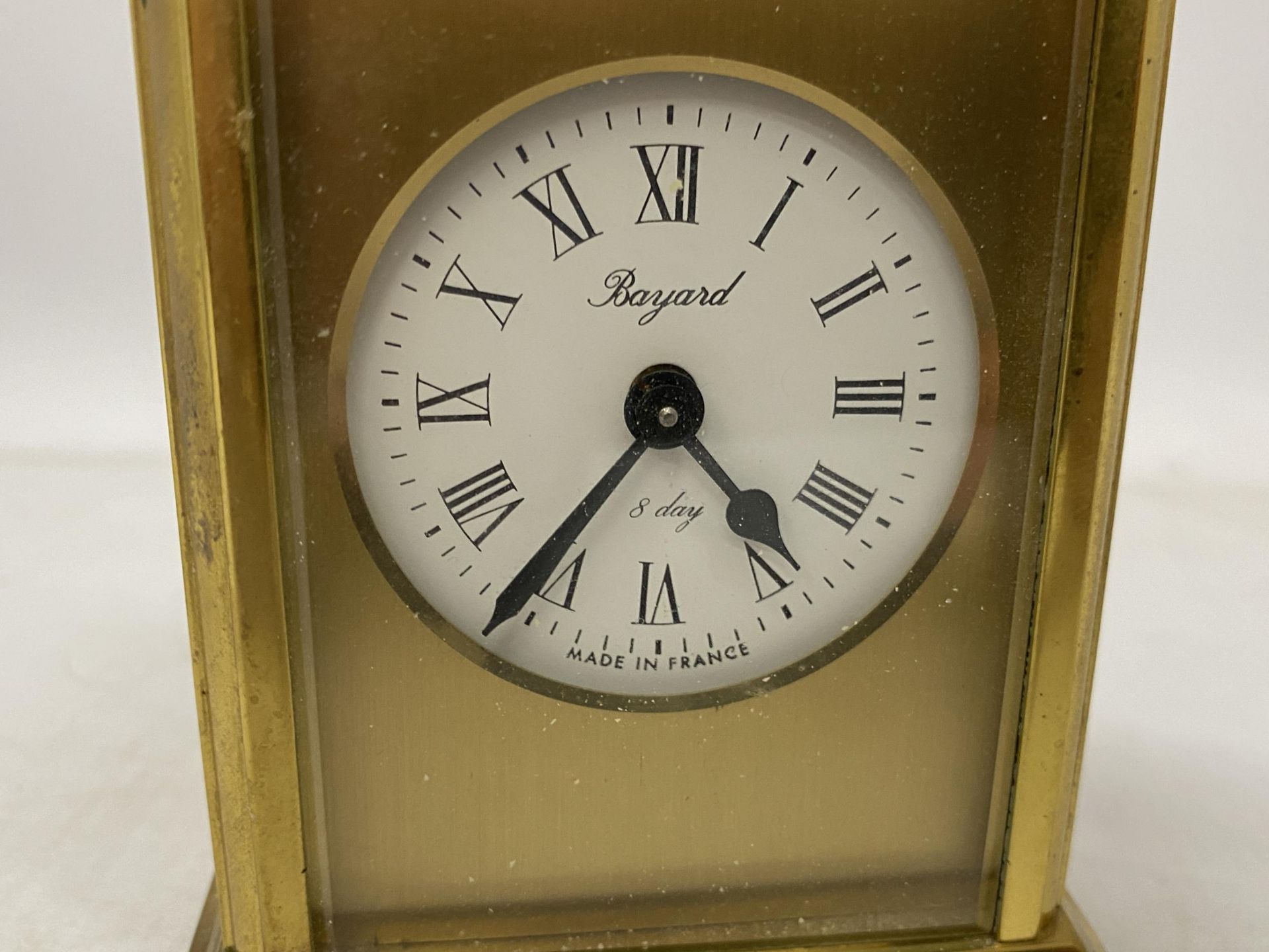 A FRENCH BAYARD 8 DAY BRASS CASED CARRIAGE CLOCK, HEIGHT 11.5CM - Image 2 of 4