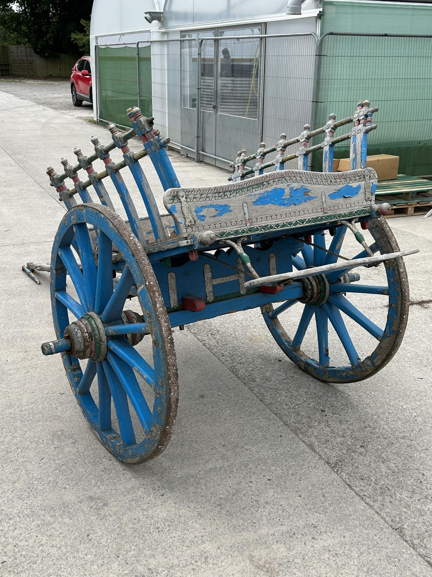 A VINTAGE INDIAN HARDWOOD HORSE CART (APPROX LENGTH 360CM APPROX HEIGHT 140CM) - Image 6 of 6