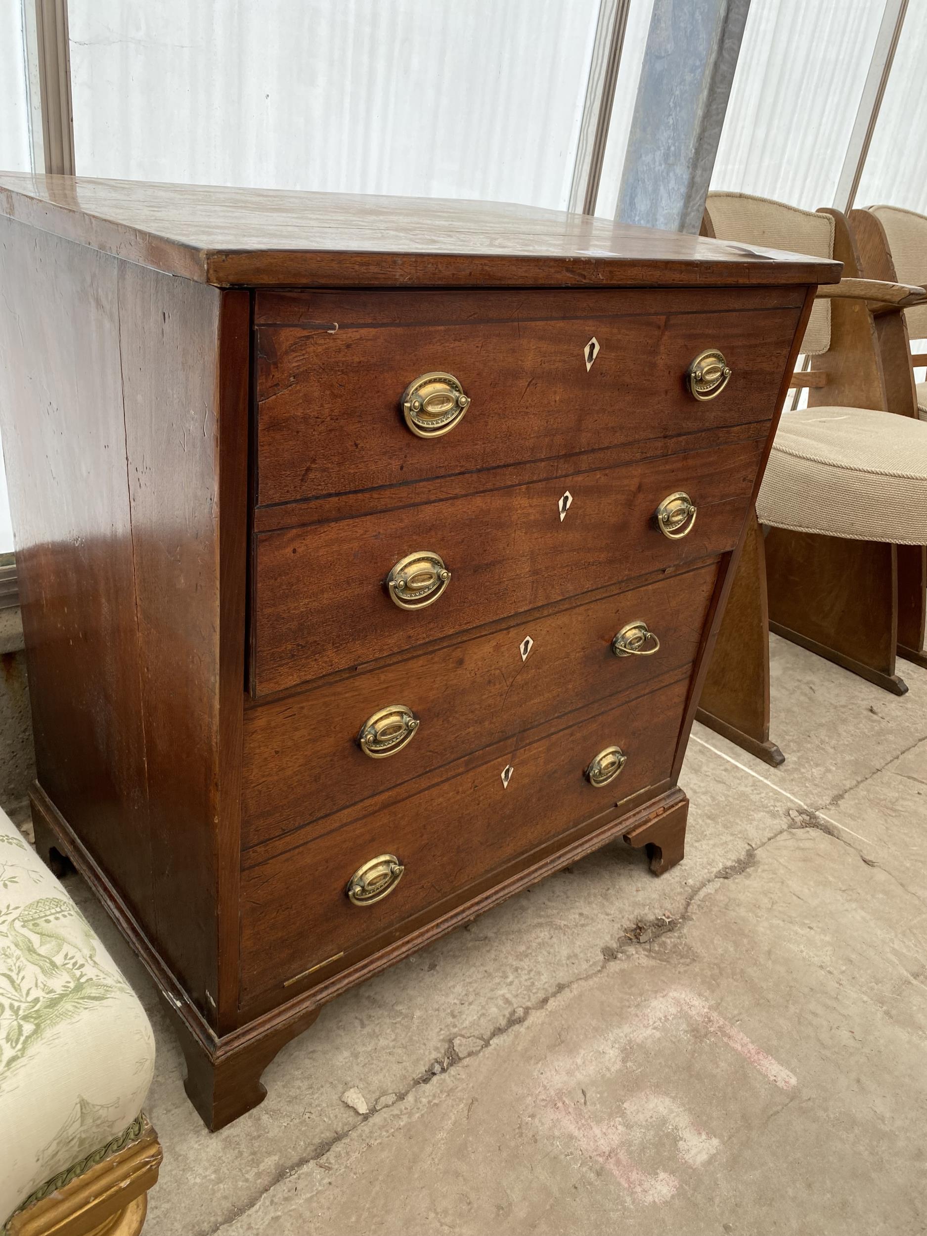 A 19TH CENTURY MAHOGANY CHEST COMMODE - Image 2 of 3