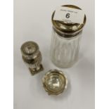 THREE SILVER ITEMS - HALLMARKED PEPPERETTE, OPEN SALT AND SILVER TOPPED SUGAR SIFTER