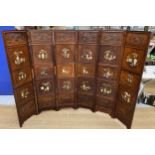 A GREAT QUALITY ORIENTAL CARVED HARDWOOD SIX SECTION SCREEN WITH EIGHTEEN SQUARE PANEL SECTIONS EACH