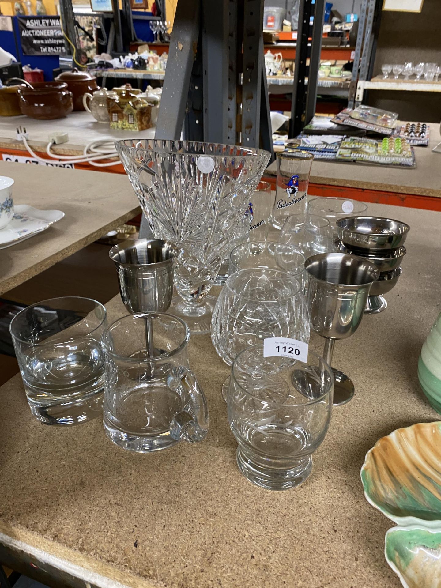 A COLLECTION OF DRINKING GLASSES, KROSNOR ETC