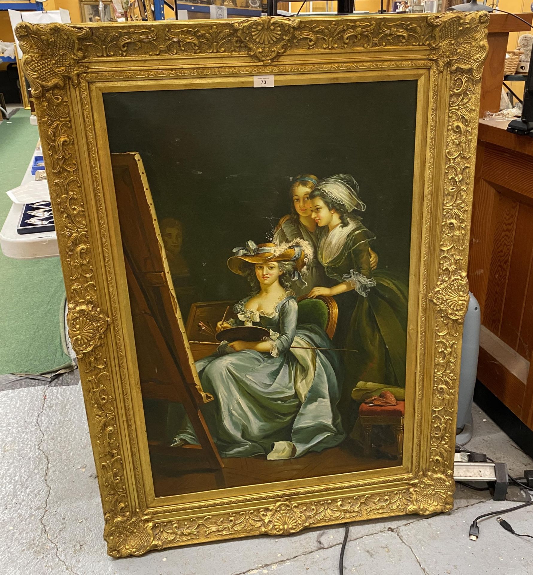 A LARGE GILT FRAMED CLASSICAL STYLE OIL ON CANVAS, UNSIGNED, 83 X 113CM