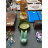 FOUR ART DECO CERAMICS TO INCLUDE A BRETBY BOWL, AN ORANGE WADE JUG, A WADE HEATH DECO VASE AND A