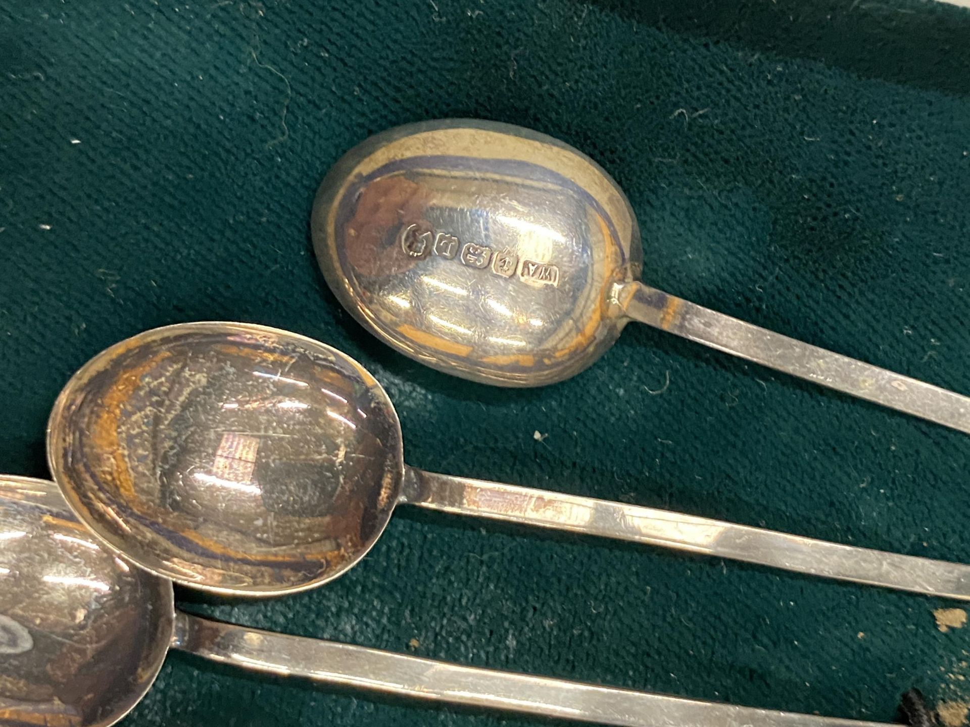 TWO BOXED SILVER ITEMS - FIVE COFFEE SPOONS AND SIX HALLMARKED SILVER HANDLED BUTTER KNIVES - Image 3 of 3