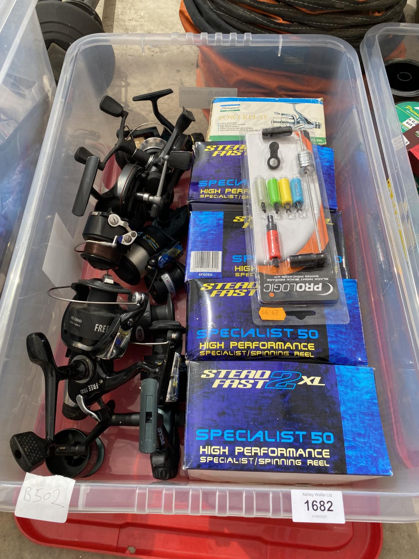 AN ASSORTMENT OF VARIOUS FISHING REELS (FROM A TACKLE SHOP CLEARANCE)