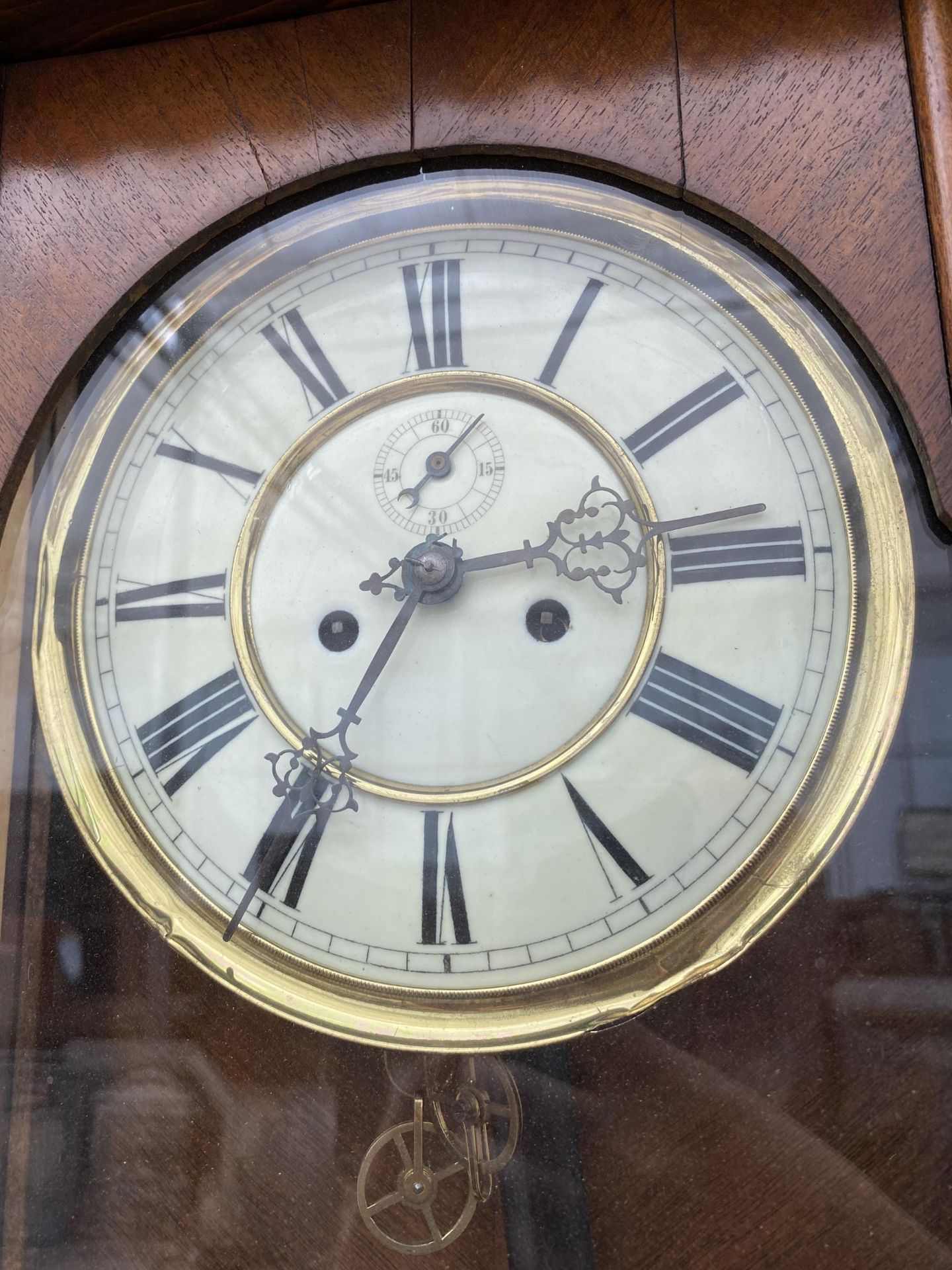 A LARGE OAK CASED VIENNA WALL CLOCK - Image 3 of 6