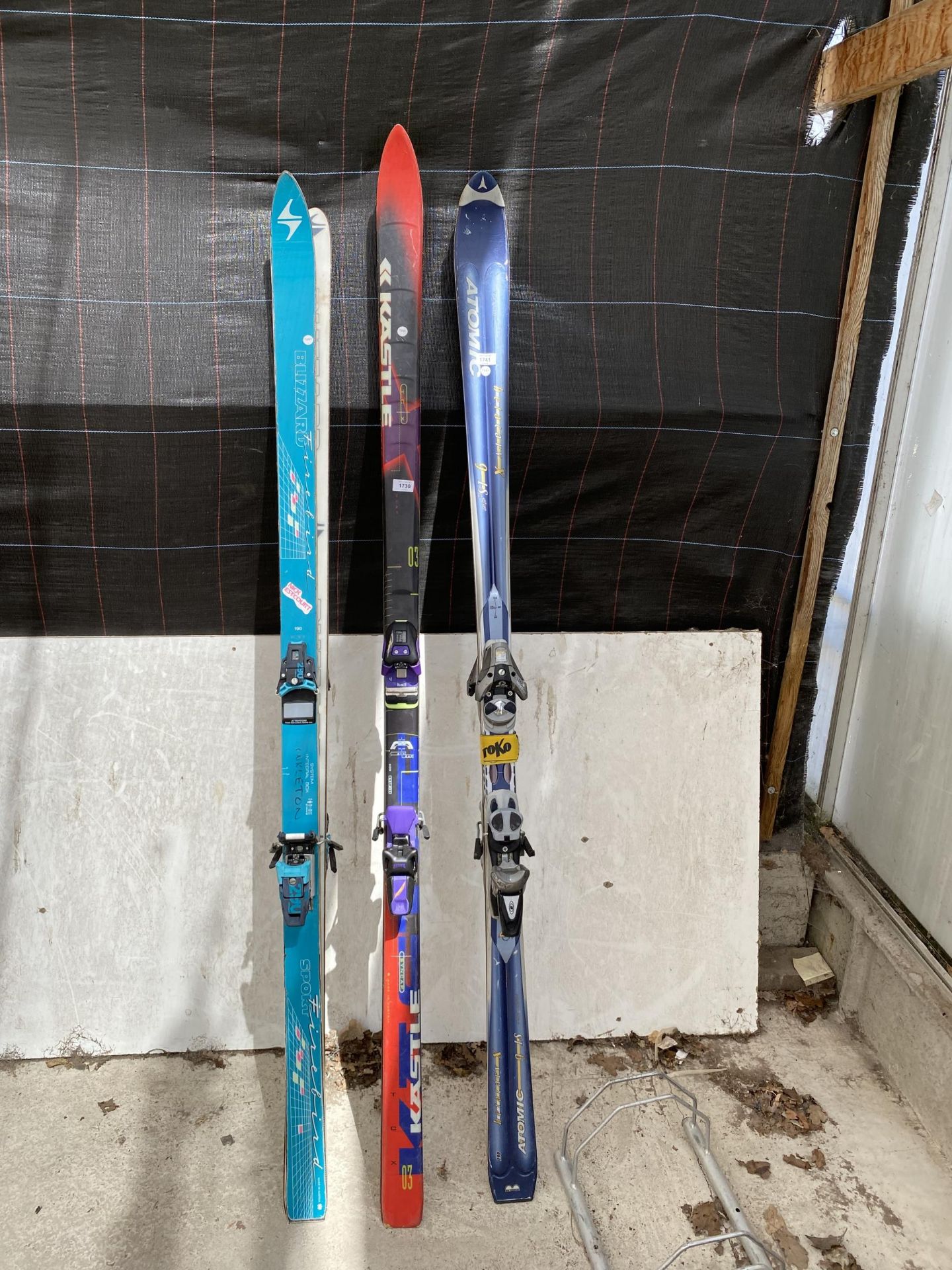 THREE SETS OF SKIIS ATOMIC, KASTLE & SPORT FIREBIRD