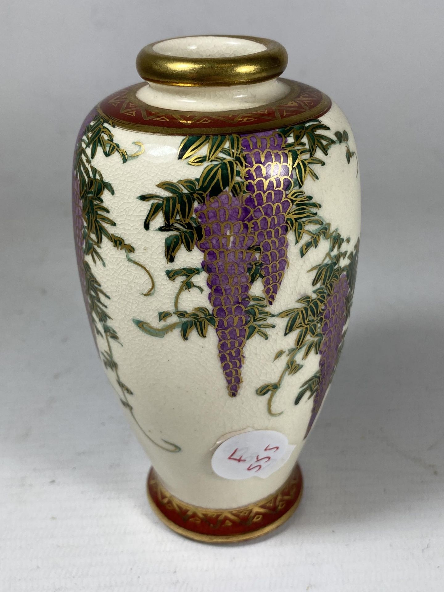 A JAPANESE MEIJI PERIOD HAND PAINTED FLORAL SATSUMA VASE, SIGNED TO BASE, HEIGHT 13CM - Image 2 of 4