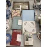 A MIXED LOT TO INCLUDE A VINTAGE TRAY WITH A TAPESTRY UNDER GLASS, VINTAGE BOOKS, ETC