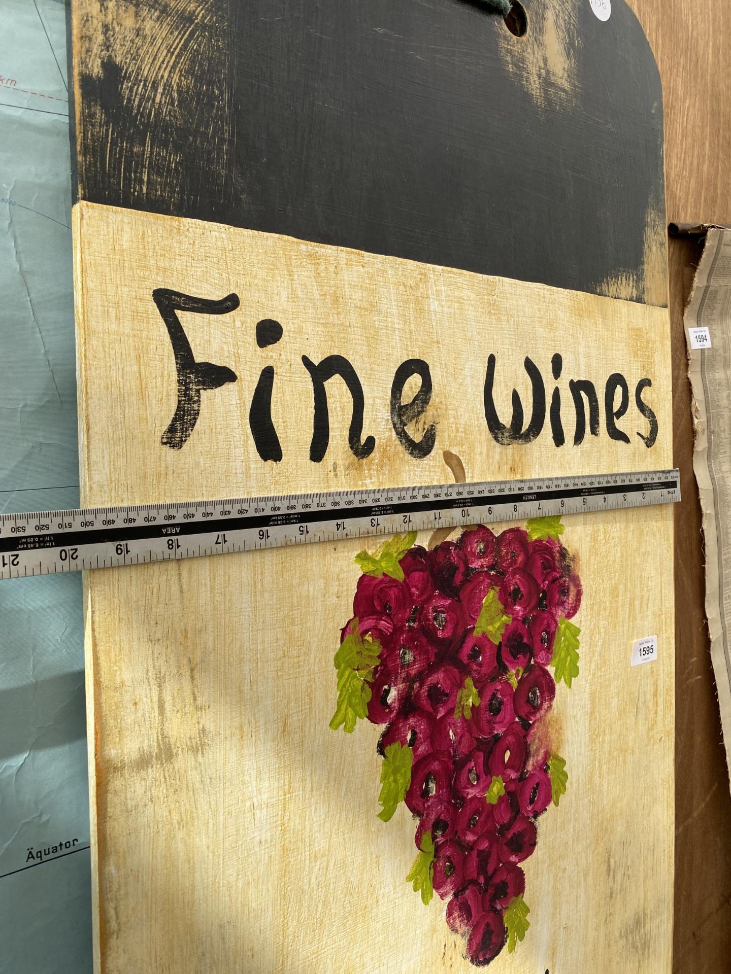 A WOODEN PAINTED WINE SHOP SIGN (175CM x 50CM) - Image 3 of 3