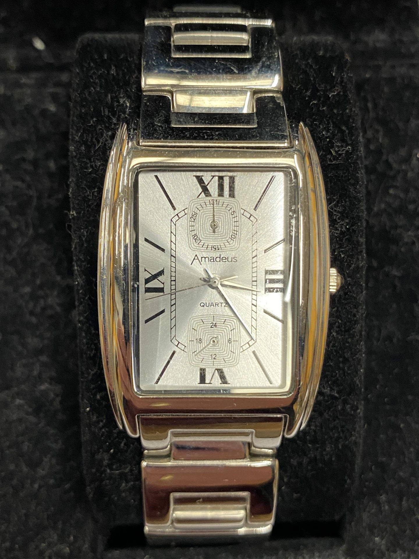 A BOXED GENTS AMADEUS TANK STYLE WATCH, WORKING WHEN CATALOGUED BUT NO WARRANTIES GIVEN - Image 2 of 2