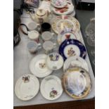 A COLLECTION OF VINTAGE MEMORIBILIA RELATING TO WORLD WAR 1, ETC TO INCLUDE PLATES, A TEAPOT,