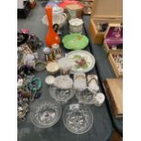 A LARGE MIXED LOT TO INCLUDE GLASS DESSERT BOWLS, PLATES, A TEAPOT, PLANTER, SMALL CERAMIC