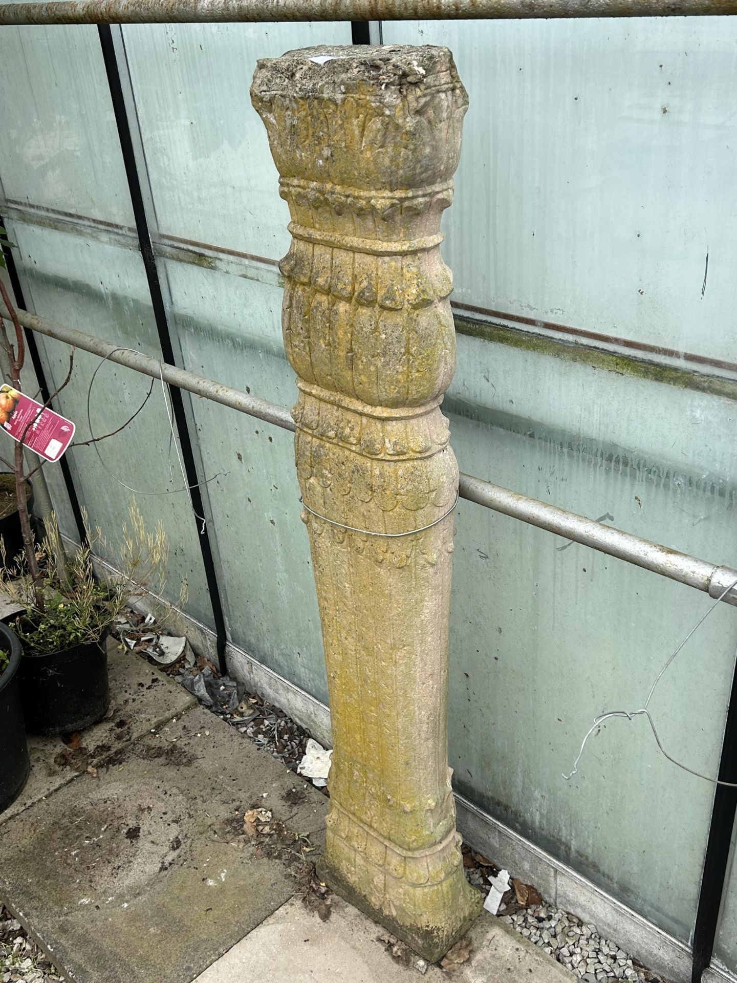 A VINTAGE INDIAN STONE 1/2 COLUMN 57 X 11" - Image 4 of 4