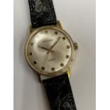 A GENTS VINTAGE EXCALIBUR WATCH, WORKING AT TIME OF CATALOGUING BUT NO WARRANTY GIVEN