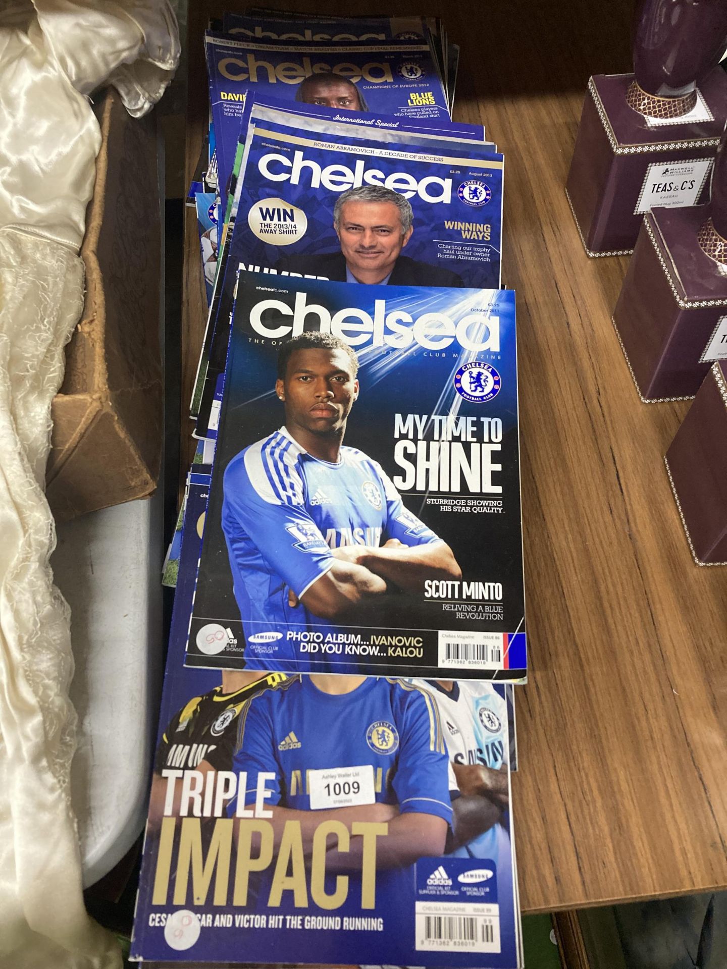 FORTY CHELSEA FC GLOSSY MONTHLY MAGAZINES