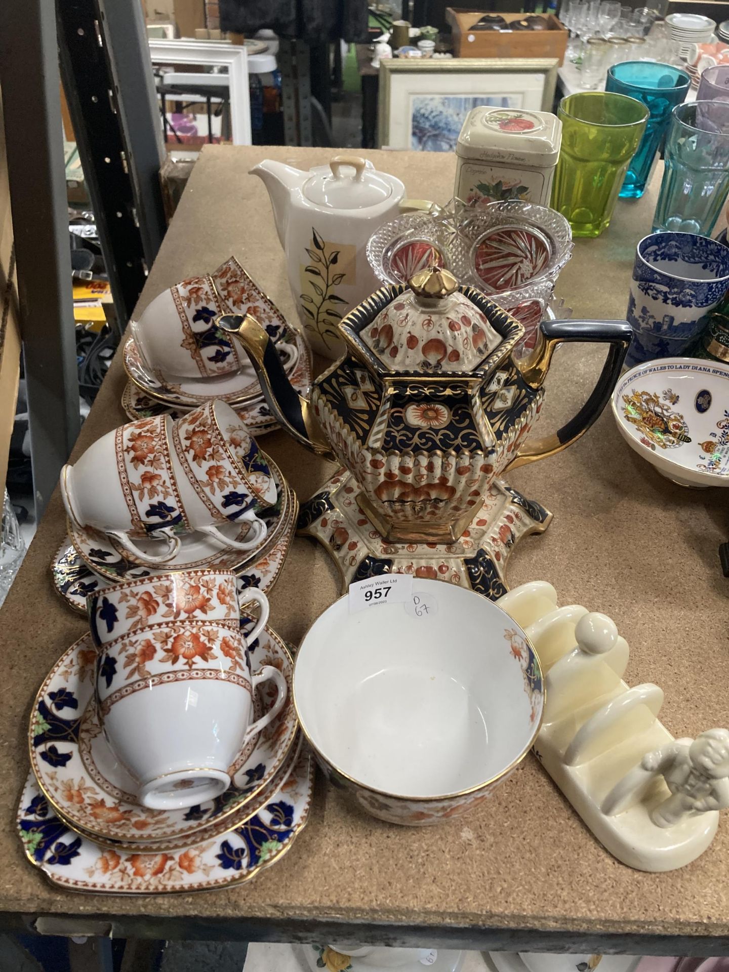 A QUANTITY OF VINTAGE CROWN DOUGLAS TRIOS AND A SUGAR BOWL, A VICTORIAN TEAPOT AND STAND, BOHEMIA