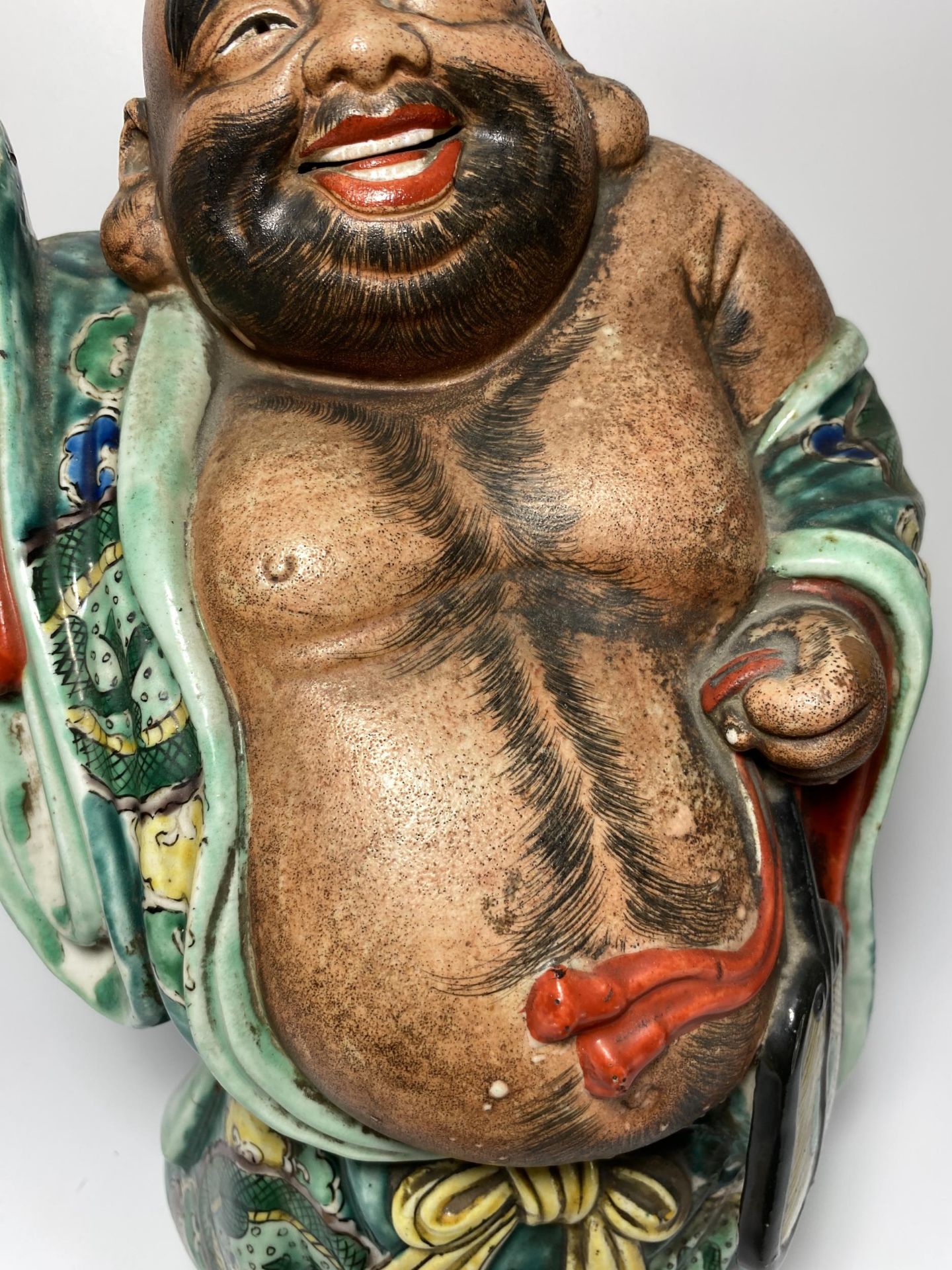 A LARGE JAPANESE MEIJI PERIOD (1868-1912) POTTERY MODEL OF HOTEI WEARING CHINESE DRAGON DESIGN ROBE, - Image 3 of 11