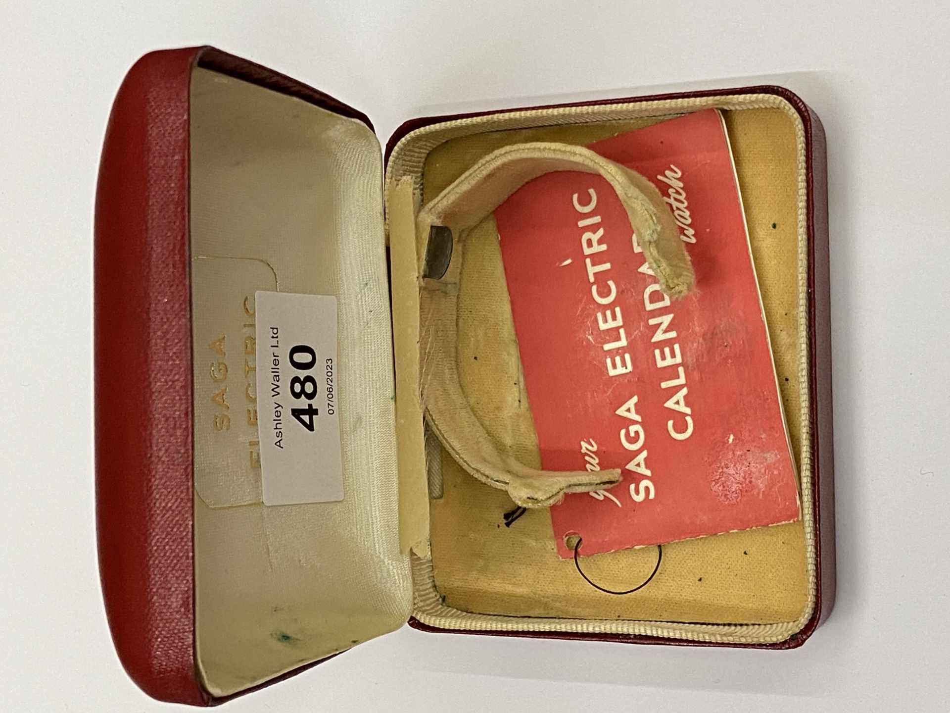 A 1940'S OMEGA BUMPER AUTOMATIC WATCH, YELLOW METAL UNMARKED CASE, WITH NON ORIGINAL BOX, WORKING AT - Image 8 of 8