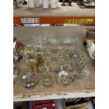 A GROUP OF VINTAGE GLASSES, FLORAL SHERRY GLASSES ETC